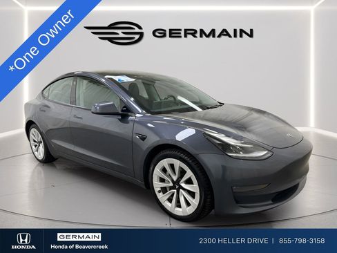 Used 2022 Tesla Model 3 Long Range image 1