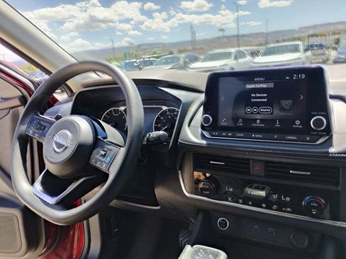 Used 2023 Nissan Rogue SV AWD/4WD image 15