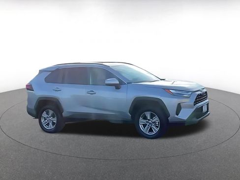 Used 2025 Toyota RAV4 XLE w/ Convenience Package image 2
