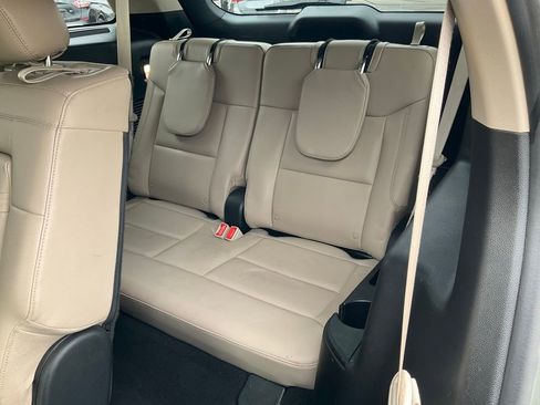 Used 2020 Ford Explorer XLT w/ Equipment Group 202A image 20