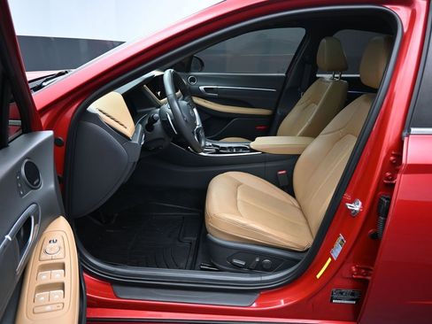 Used 2021 Hyundai Sonata Limited FWD image 12