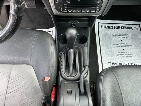 Used 2006 Chrysler Sebring GTC w/ Security Group image 13