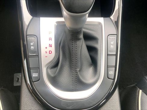 Certified 2022 Kia Forte GT-Line w/ GT-Line Premium Package FWD image 31