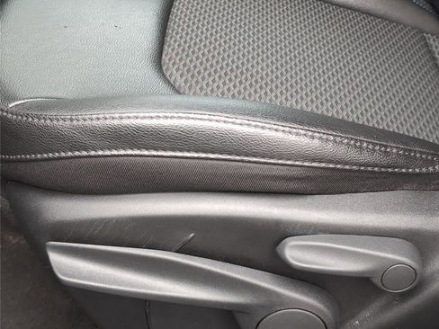 Used 2024 Jeep Compass Latitude image 13