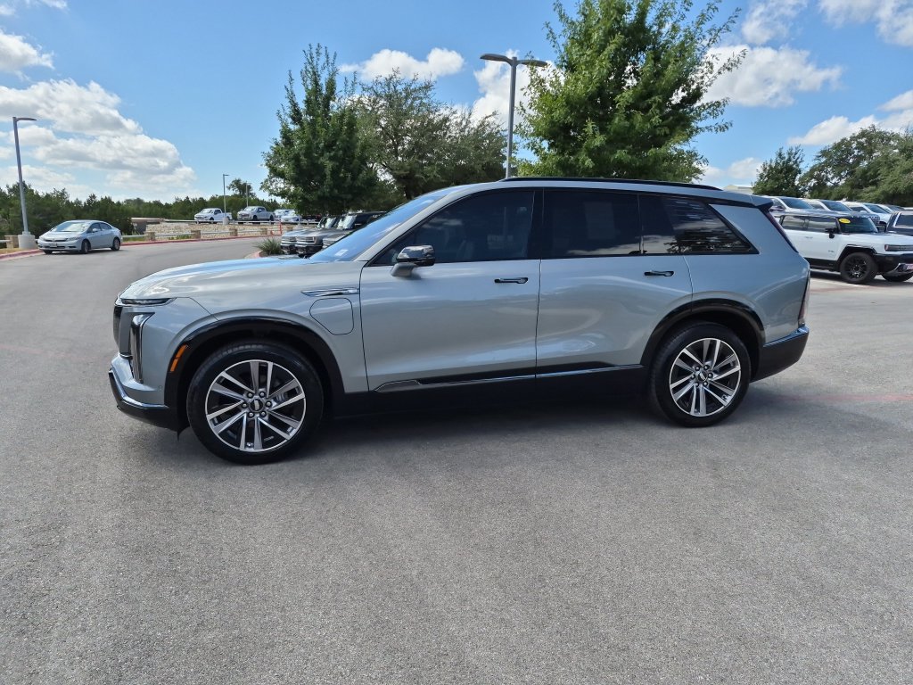 Used 2026 Cadillac Vistiq Sport AWD/4WD image 4