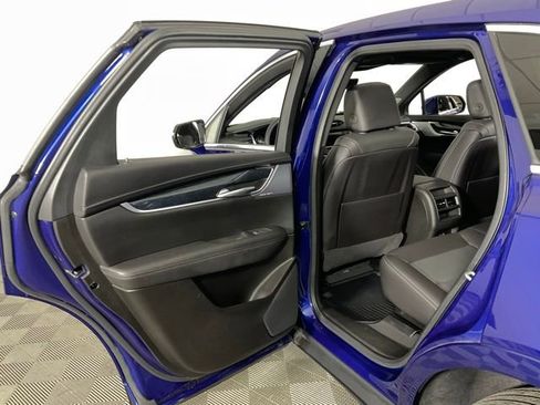 Certified 2025 Cadillac XT5 Premium Luxury w/ Technology Package image 29