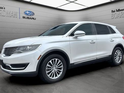 Used 2016 Lincoln MKX Select w/ Select Plus Package FWD image 10