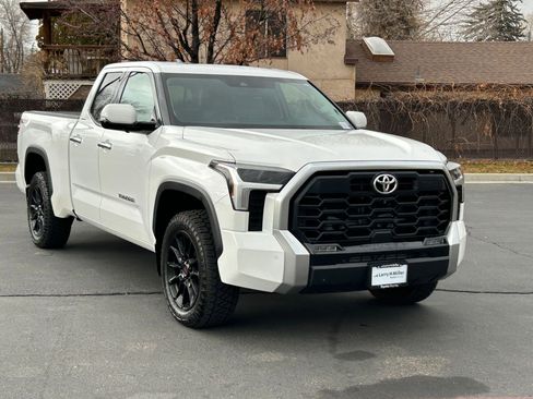 Used 2022 Toyota Tundra Limited image 7