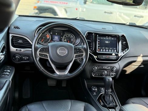 Used 2020 Jeep Cherokee Limited AWD/4WD image 5