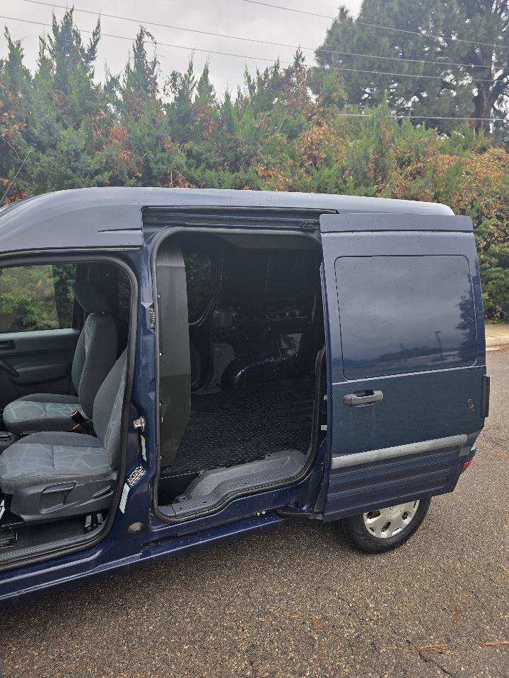 Used 2010 Ford Transit Connect XLT FWD image 8