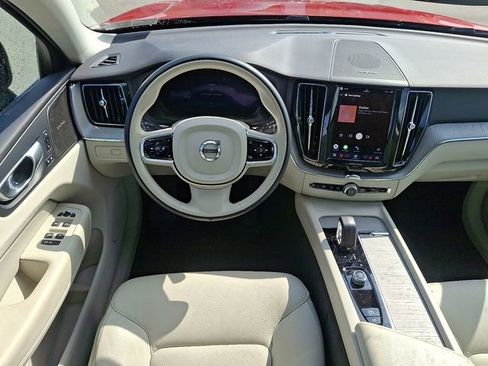 Used 2024 Volvo XC60 B5 Plus w/ Climate Package image 11