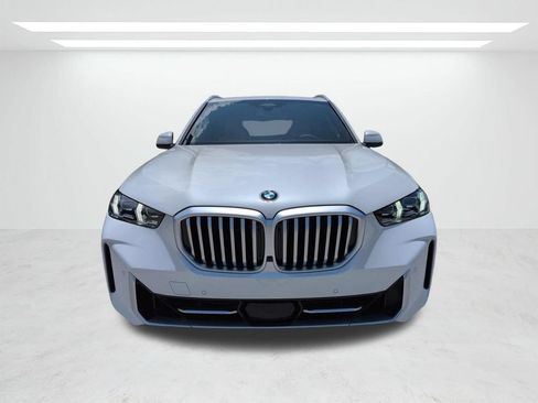 New 2026 BMW X5 xDrive40i w/ Climate Comfort Package AWD/4WD image 9