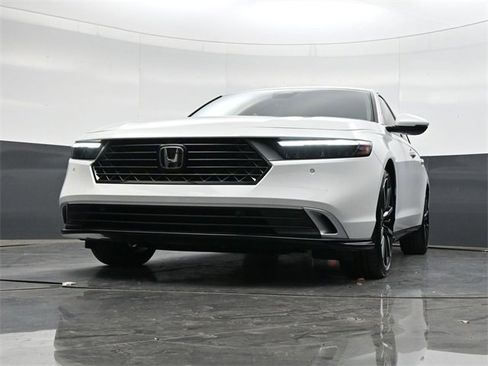 Used 2023 Honda Accord Touring image 33