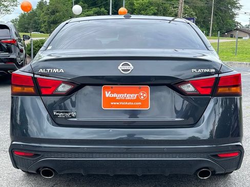 Used 2019 Nissan Altima 2.5 Platinum FWD image 6