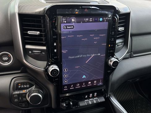 New 2026 RAM 1500 4x4 Crew Cab image 21