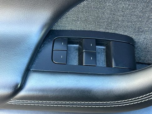 Used 2024 Tesla Model X image 12