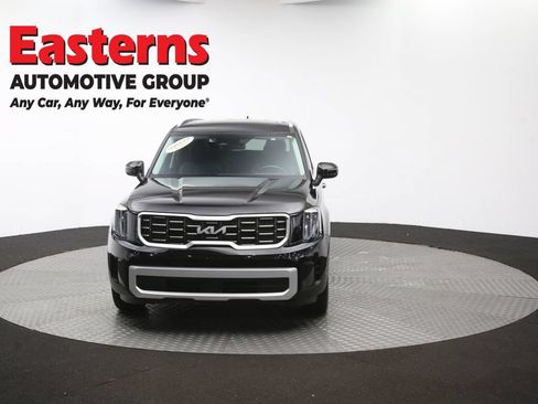 Used 2025 Kia Telluride S FWD image 53