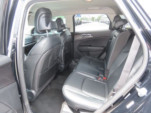 Used 2023 Kia Sportage EX FWD image 20