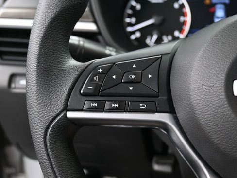 Used 2023 Nissan Altima 2.5 SV FWD image 30