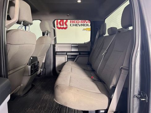 Used 2018 Ford F250 XLT w/ XLT Premium Package AWD/4WD image 23