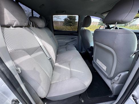 Used 2012 Toyota Tacoma PreRunner image 13