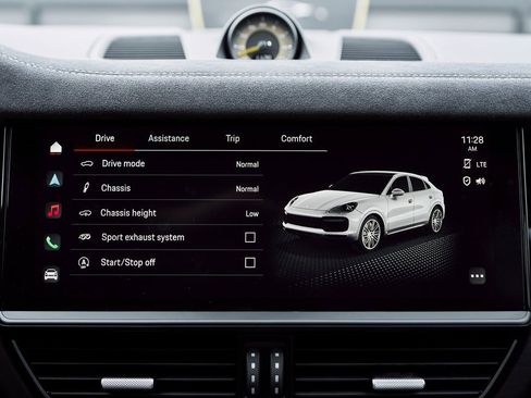 Used 2022 Porsche Cayenne Turbo GT image 73