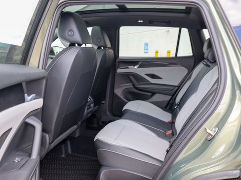 New 2026 Volkswagen Tiguan SE R-Line AWD/4WD image 16
