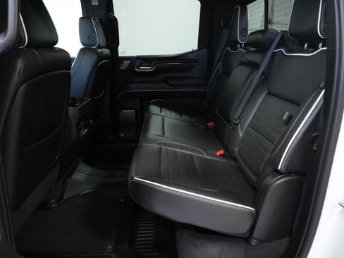 Used 2024 GMC Sierra 1500 AT4X image 25