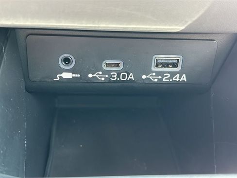 Used 2025 Subaru Outback Premium AWD/4WD image 20