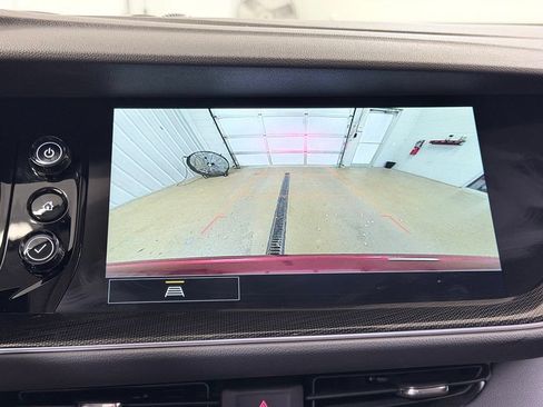 Used 2022 Buick Envision Preferred FWD image 54