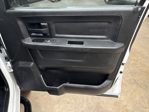 Used 2018 RAM 3500 Tradesman image 25