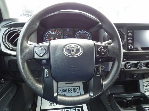 Used 2020 Toyota Tacoma SR image 20