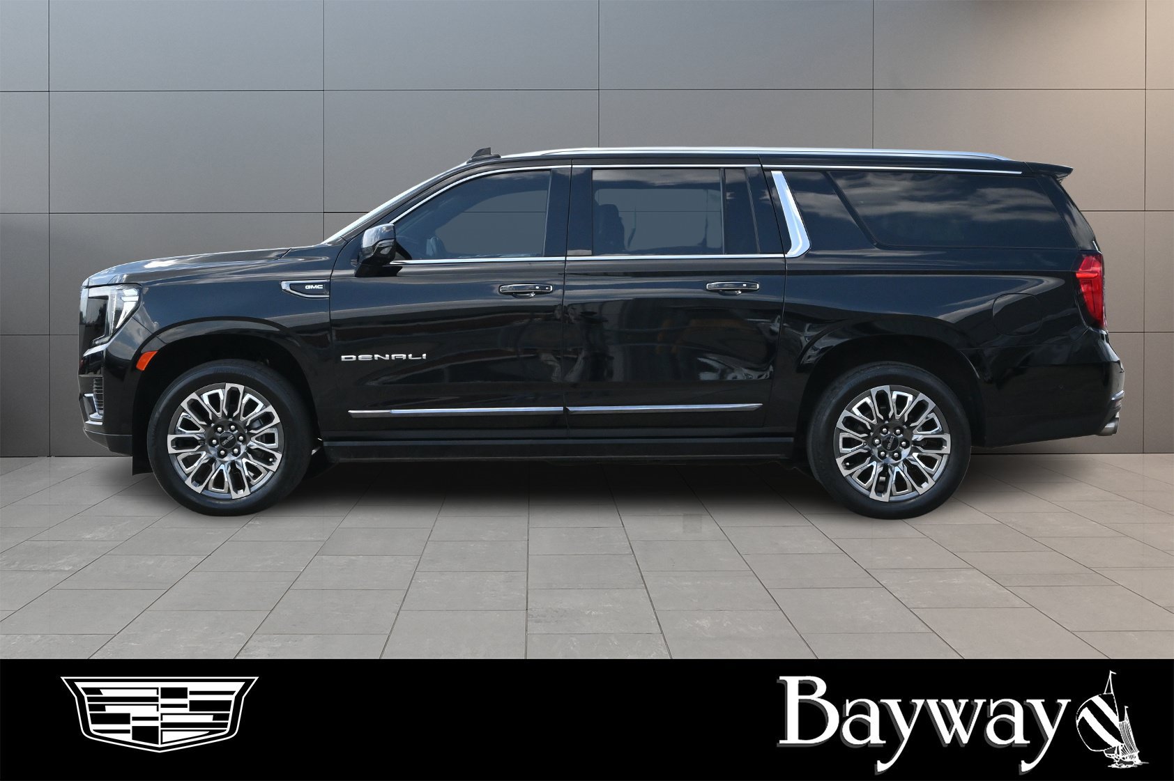Used 2024 GMC Yukon XL Denali Ultimate AWD/4WD image 5