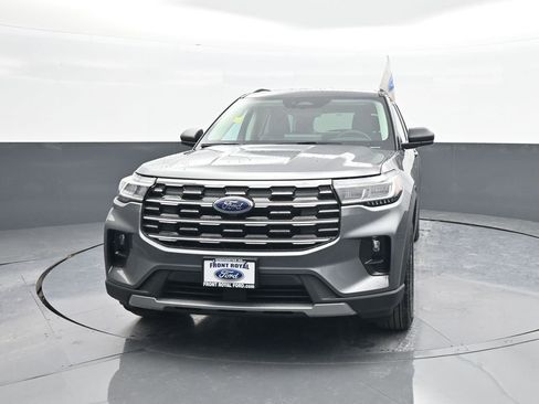 New 2026 Ford Explorer Active w/ Active Comfort Package image 3