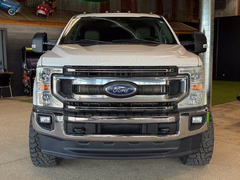 Used 2021 Ford F250 XLT w/ XLT Value Package AWD/4WD image 3