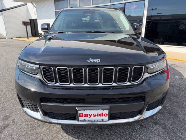 Used 2023 Jeep Grand Cherokee L Laredo w/ Luxury Tech Group I AWD/4WD image 40