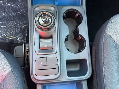 New 2025 Ford Maverick XLT image 29