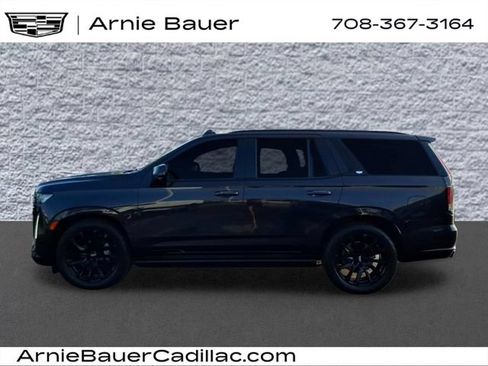 Certified 2023 Cadillac Escalade Sport w/ LPO, ONYX Package AWD/4WD image 10