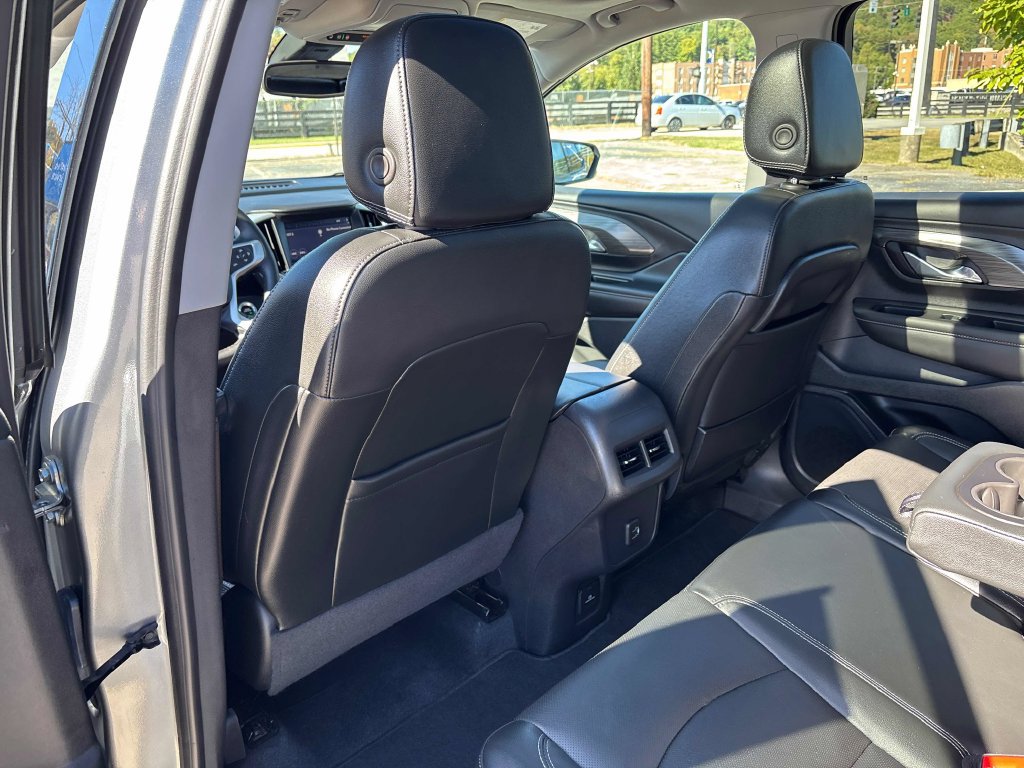 Used 2023 GMC Terrain SLT w/ Elevation Edition AWD/4WD image 21