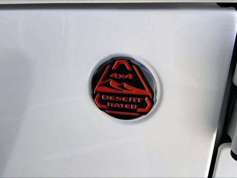 Used 2023 Jeep Gladiator Mojave w/ LED Lighting Group AWD/4WD image 7