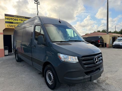 Used 2019 Mercedes-Benz Sprinter 170 image 10