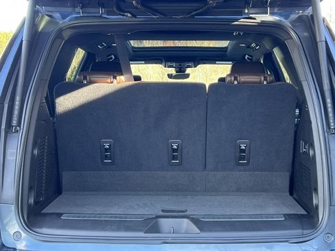 Used 2021 Chevrolet Tahoe High Country image 41