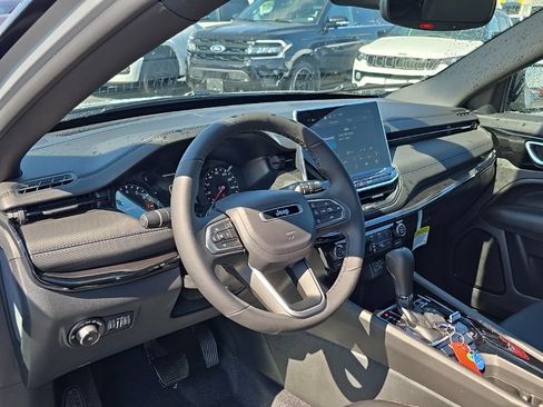 New 2026 Jeep Compass Limited AWD/4WD image 11