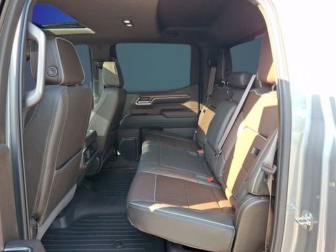Used 2023 GMC Sierra 1500 Denali w/ Denali Reserve Package AWD/4WD image 6