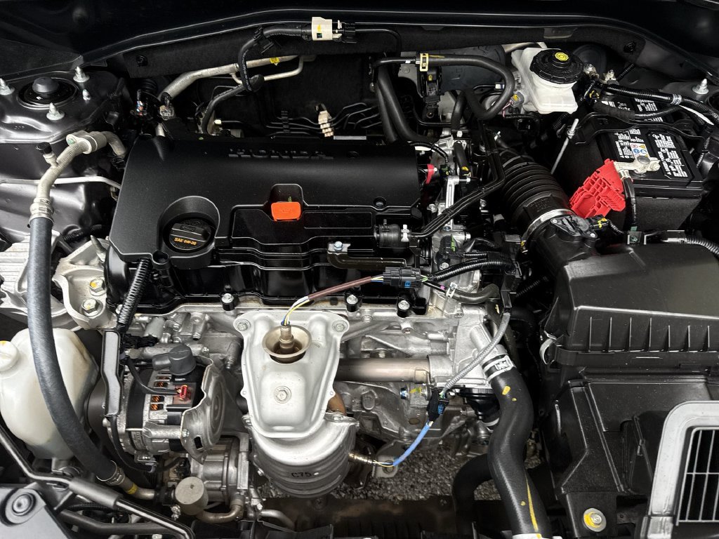 Used 2025 Honda HR-V LX image 17