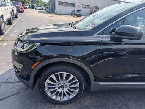 Used 2018 Lincoln MKC Reserve w/ Lincoln MKC Climate Package AWD/4WD image 2
