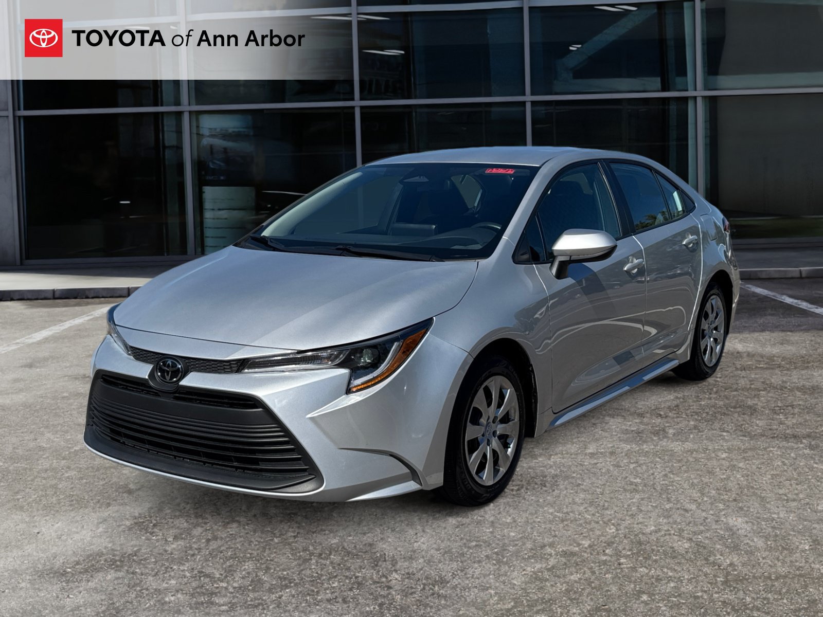 Used 2025 Toyota Corolla LE FWD image 7