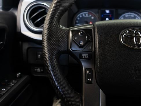 Used 2023 Toyota Tacoma TRD Sport image 26