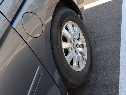 Used 2010 Honda Odyssey EX-L image 12