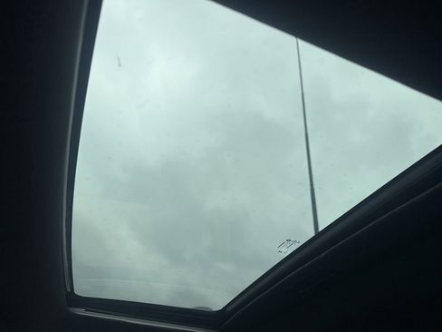 Used 2024 RAM 2500 Limited w/ Safety Group AWD/4WD image 9